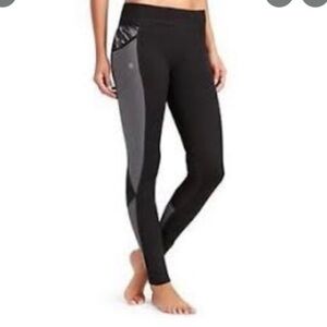Athleta Fire Be Free Athletic Legging Tight Women’s size Small Pockets